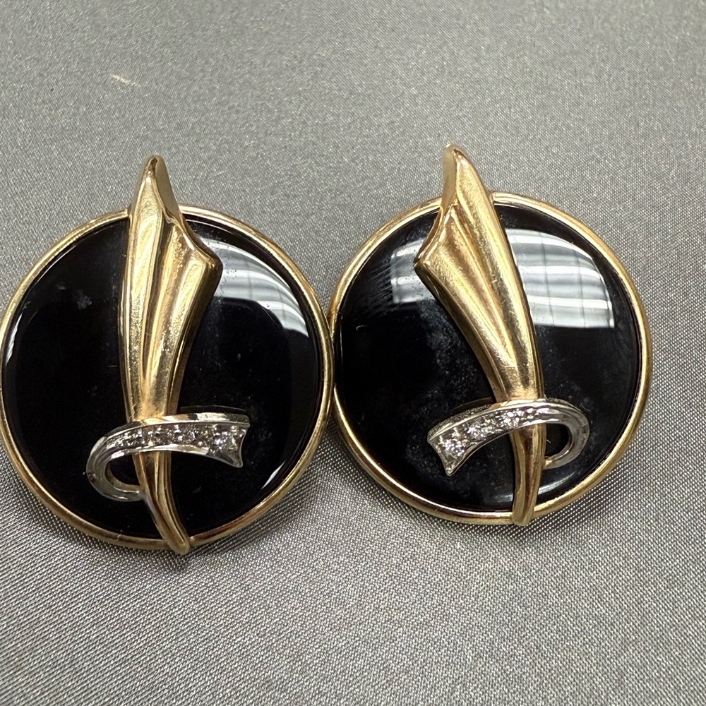 Vintage 1990s 14 karat yellow gold Onyx and diamond large earrings